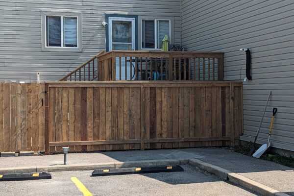 Deck-fence-carpentry-build-vacon-homes-2 Deck-fence-carpentry-build-vacon-homes-2
