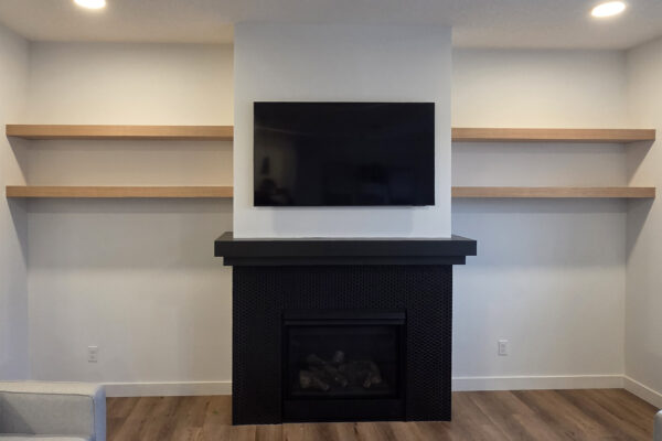 vacon-homes-fireplace-mantal-1 vacon-homes-fireplace-mantal-1